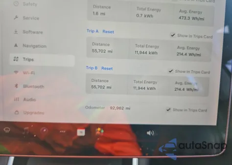 2018 Tesla Model 3 z USA, uszkodzony, nr VIN 5YJ3E1EA2JF035261